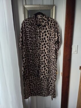 Leopard Print High Low Shirt